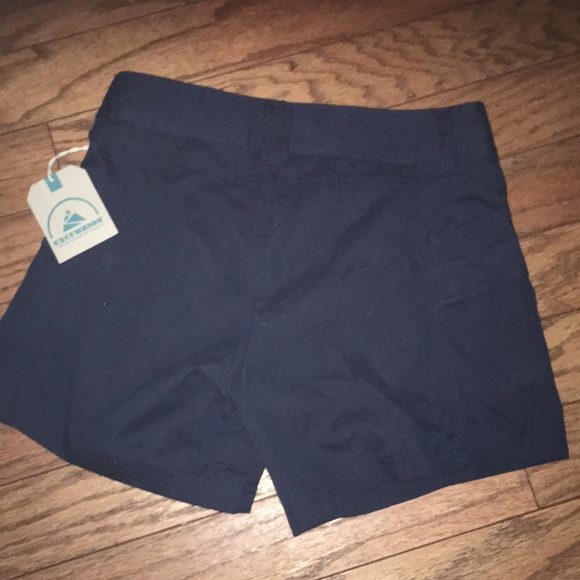 Excursion Women’s Shorts - Picture 3 of 3